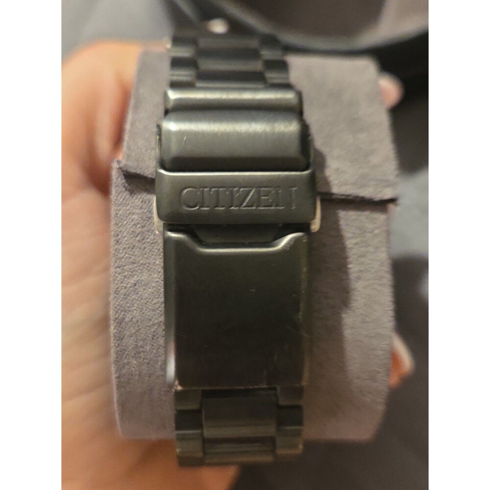 Citizen Nighthawk Eco-Drive B612-S078245 Chronograph Black 42mm WR200 Box - Picture 4 of 6